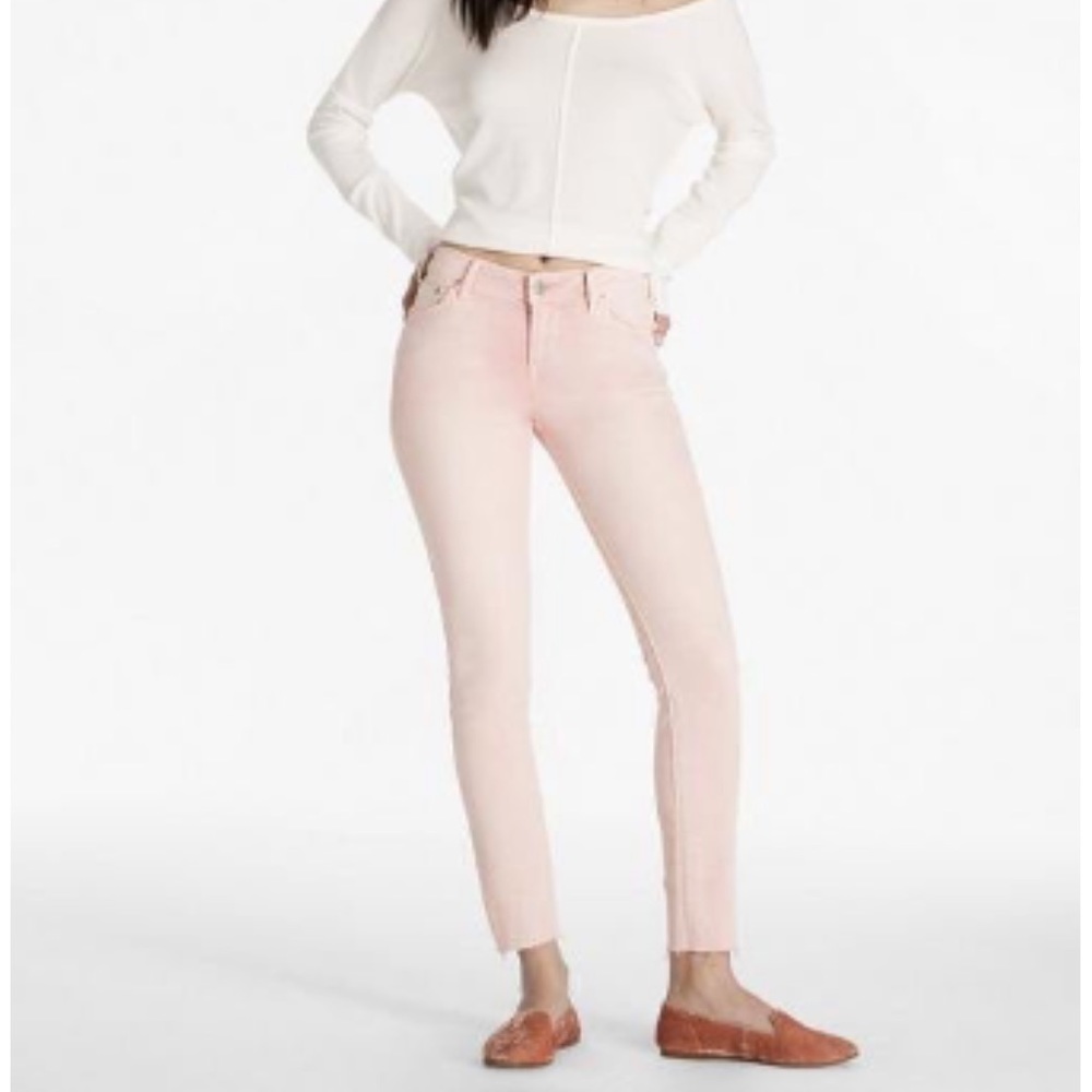 NWOT- Lucky Brand Lolita Skinny 6/28 Ankle Jean in Millennial Pink!